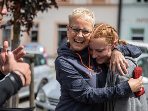 Nemocná Zorka strávila s dcerami osm dní na kole. Zastavila se i v Jihlavě a Telči